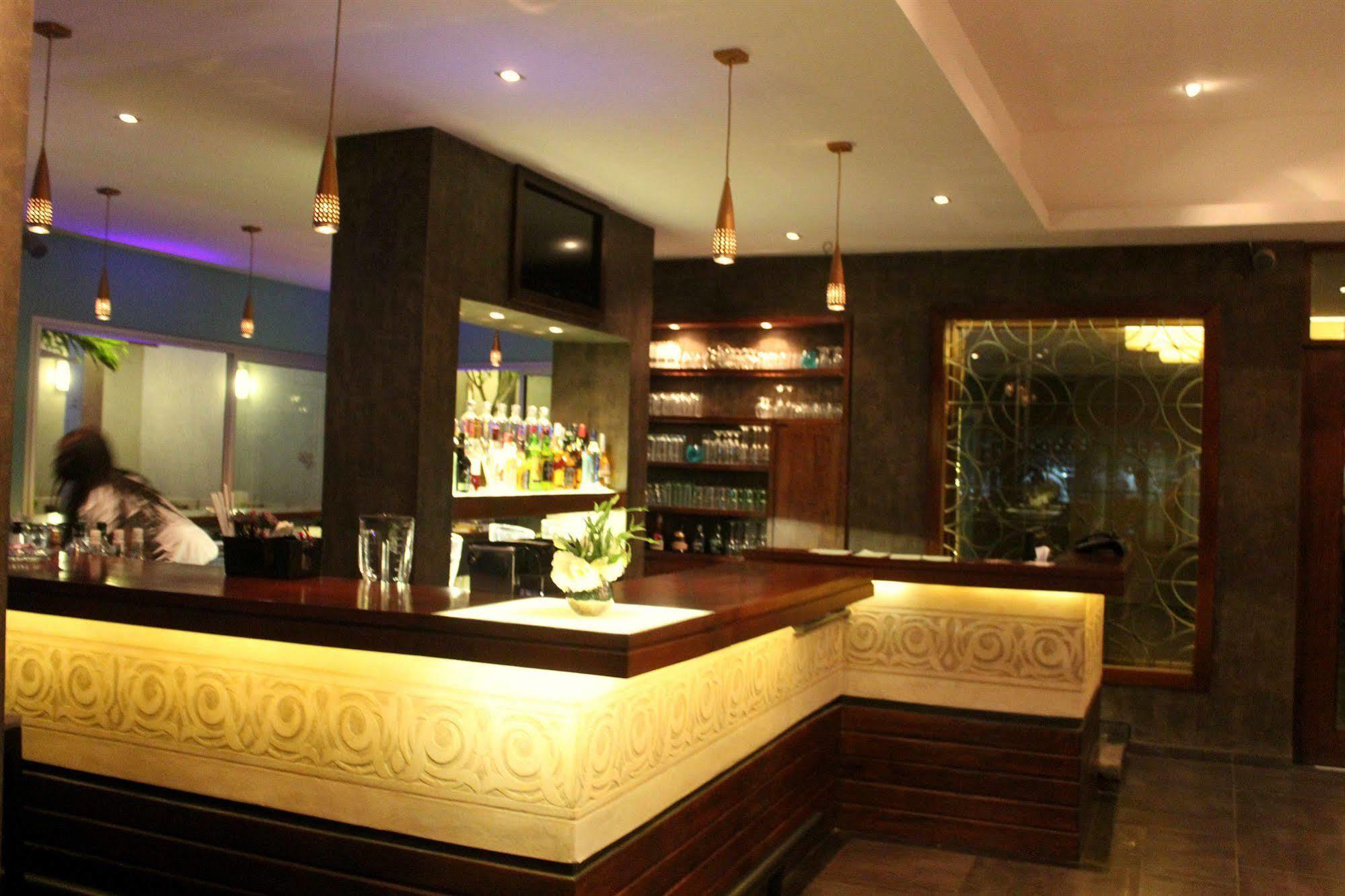 Hotel & Restaurant Farid Dakar Exterior foto